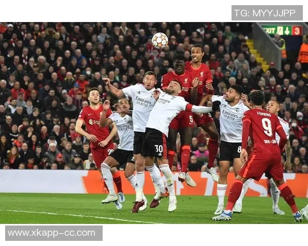 墨菲分析利物浦新赛季表现与上赛季差异仅落后枪手一分并非绝境