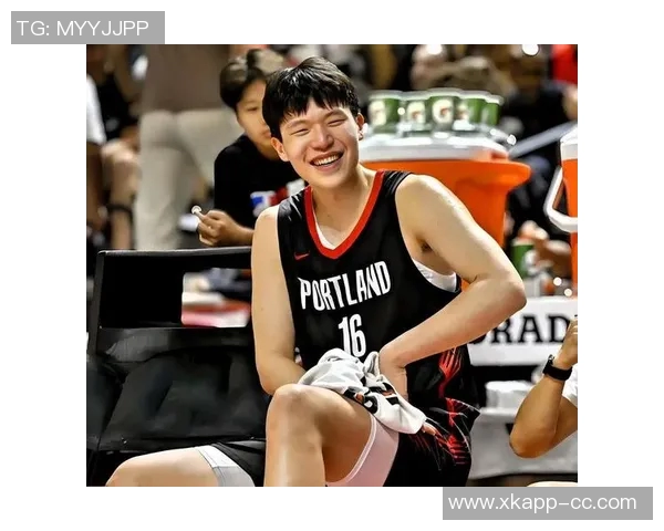 里斯称赞杨瀚森努力学习与刻苦训练期待他未来表现更加出色