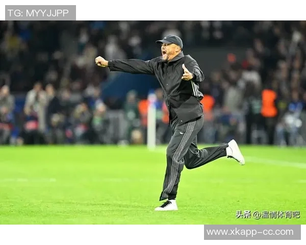 阿坎吉称拜仁为欧洲最强队伍阿森纳无明显优势于其他强队 阿坎吉称拜仁为欧洲最强队伍阿森纳无明显优势于其他强队