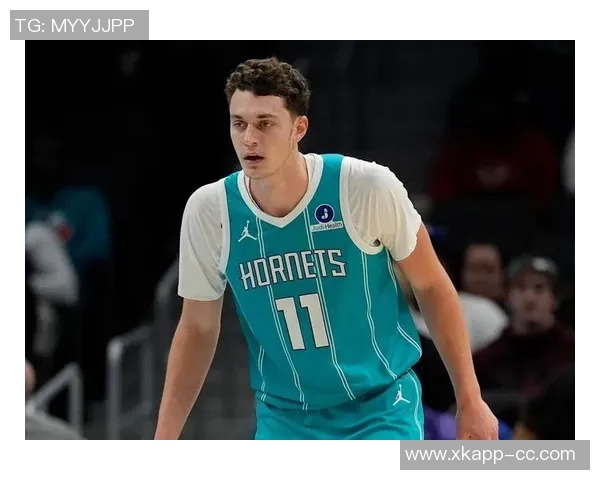 卡尔克布伦纳表现抢眼四投全中贡献双十数据但致命失误令人惋惜